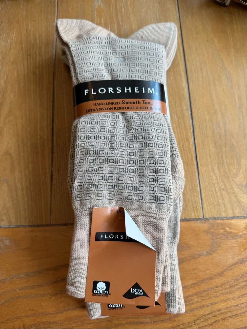 Florsheim Men's Light Beige Smooth Toe Dress Sock bundle